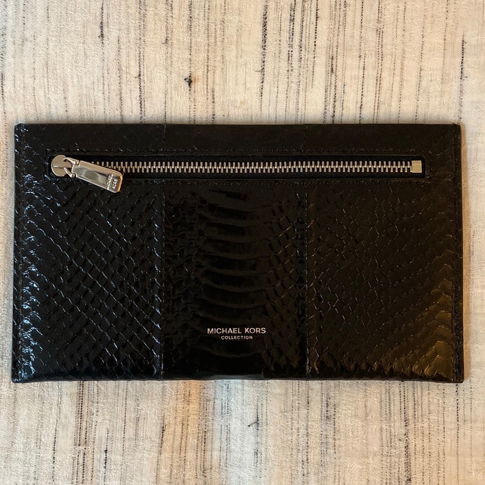 Brand New in Box! Michael Kors Collection Wallet